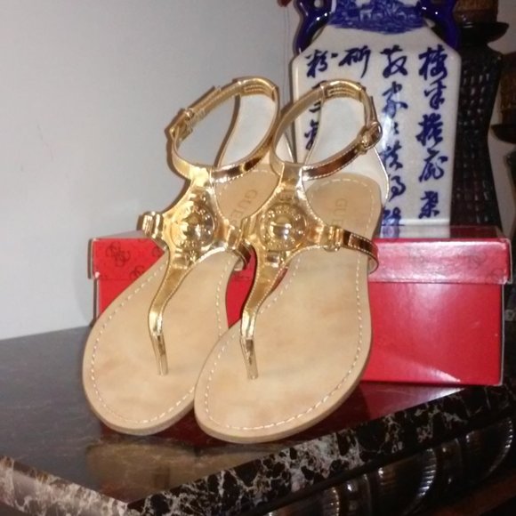 Guess Shoes - GUESS GOLD LEATHER RAFIYA FLAT SANDAL